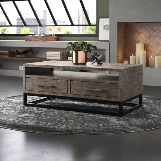 East Hampton Cocktail Table With 2 Drawers