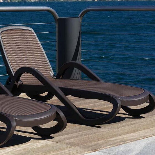 Alfa Sun Bed Coffee Trama